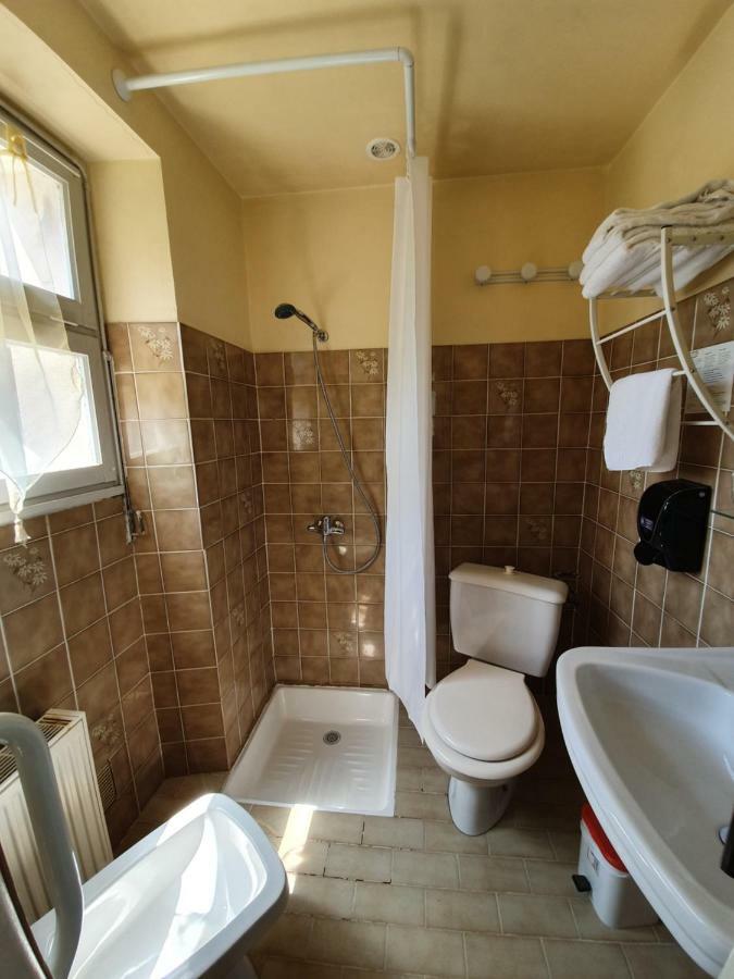 Les Rocks Hotel Brusque Ngoại thất bức ảnh